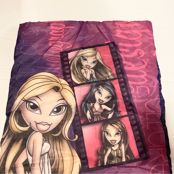 Bratz Doll Sleeping Bag Y2K MGA Double Sided - Picture 10 of 16